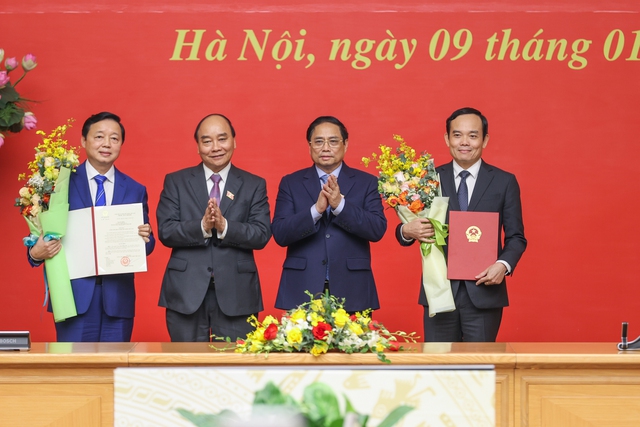Công bố quyết định bổ nhiệm 2 Phó Thủ tướng Trần Lưu Quang và Trần Hồng Hà - Ảnh 1.