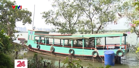 Sau vụ lật thuyền, Đồng Nai siết chặt hoạt động chở khách trên sông - Ảnh 2.