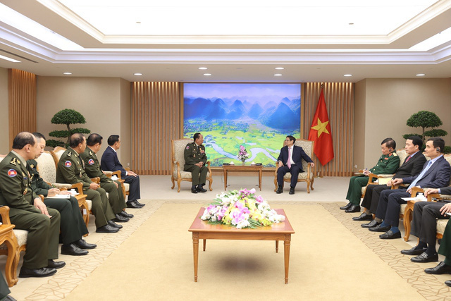 Hợp tác quốc phòng là trụ cột quan trọng trong quan hệ Việt Nam - Campuchia - Ảnh 3.