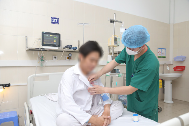 Kỳ tích mới tại Việt Nam: Lần đầu tiên thực hiện thành công ca ghép đa tạng tim - thận - Ảnh 2.