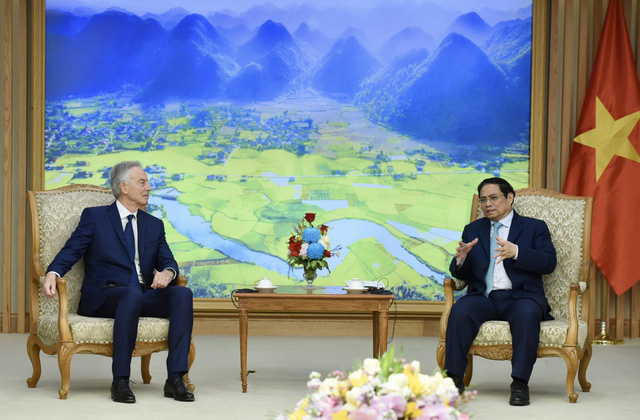 Thủ tướng Phạm Minh Chính tiếp cựu Thủ tướng Anh Tony Blair - Ảnh 1.