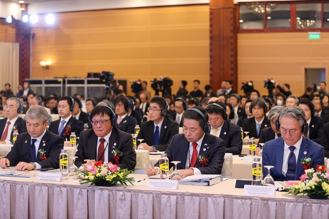 Thủ tướng: Quan hệ Việt Nam - Nhật Bản hướng tới tương lai, vươn tầm thế giới với sự tin cậy, chân thành - Ảnh 2.