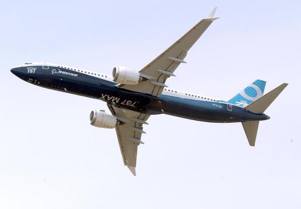 Số máy bay Boeing 737 MAX được giao mỗi tháng giảm xuống mức thấp nhất kể từ năm 2021 - Ảnh 1.