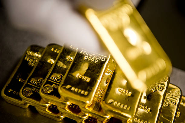 Giá vàng SJC “bốc hơi” hơn 3 triệu đồng - Ảnh 1.