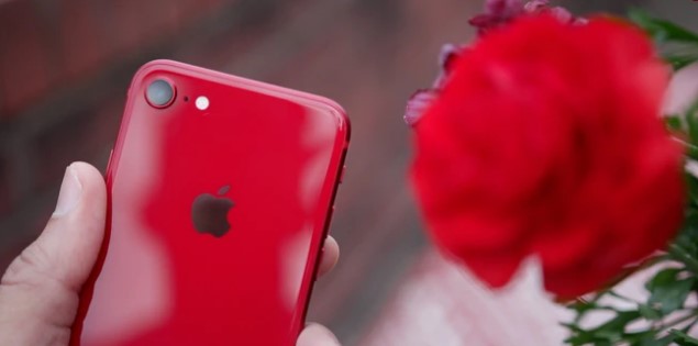 iPhone 15 phiên bản màu đỏ sẽ ra mắt vào năm tới? - Ảnh 1.