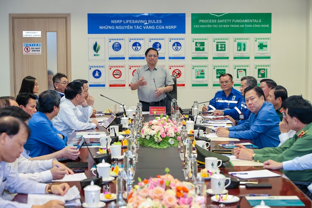 Thủ tướng: Cần tái cấu trúc tổng thể Lọc hóa dầu Nghi Sơn - Ảnh 1.