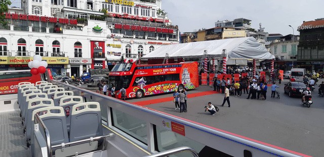 Hà Nội đưa vào vận hành thêm tuyến City Tour phục vụ khách du lịch - Ảnh 1.