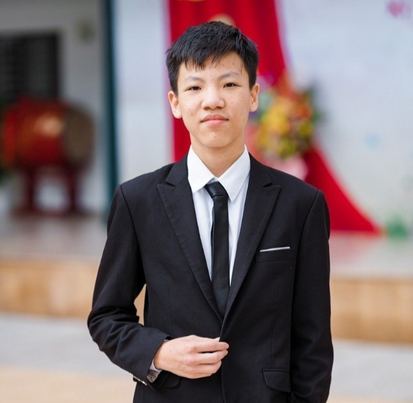 Gặp gỡ nam sinh Hà Nội giành huy chương Olympic Khoa học trẻ quốc tế - Ảnh 2.