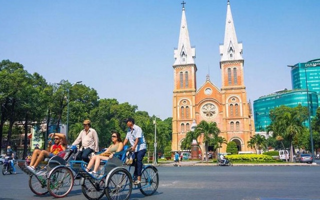 Doanh thu ngành du lịch TP Hồ Chí Minh vượt chỉ tiêu - Ảnh 1.