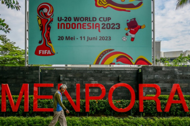 Indonesia thoát án phạt nặng từ FIFA - Ảnh 1.