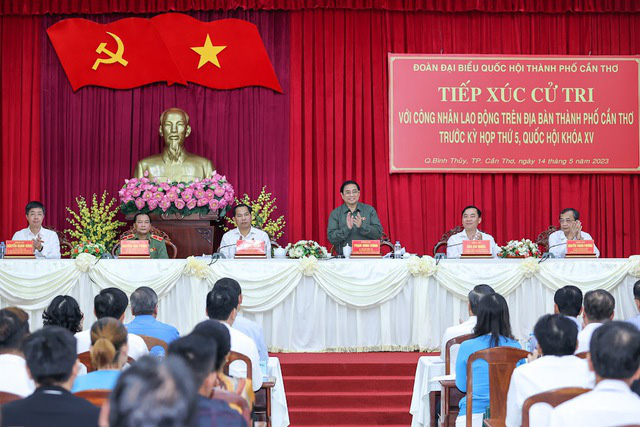 Thủ tướng Phạm Minh Chính tiếp xúc cử tri trước kỳ họp thứ 5, Quốc hội khóa XV - Ảnh 2.