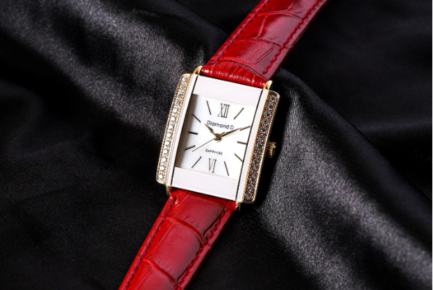 Đồng hồ nữ Diamond D giảm giá đặc biệt số lượng giới hạn - Ảnh 1.