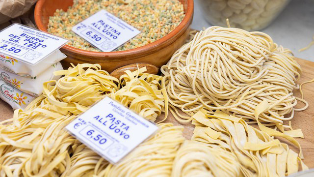 Giá mỳ ống tại Italy tăng cao - Ảnh 1.