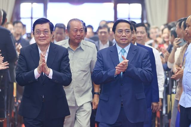 Thủ tướng dự Hội nghị công bố Quy hoạch và xúc tiến đầu tư tỉnh Long An - Ảnh 2.