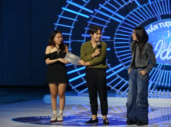 Gu thời trang trẻ trung của Mỹ Tâm tại Vietnam Idol 2023 - Ảnh 4.