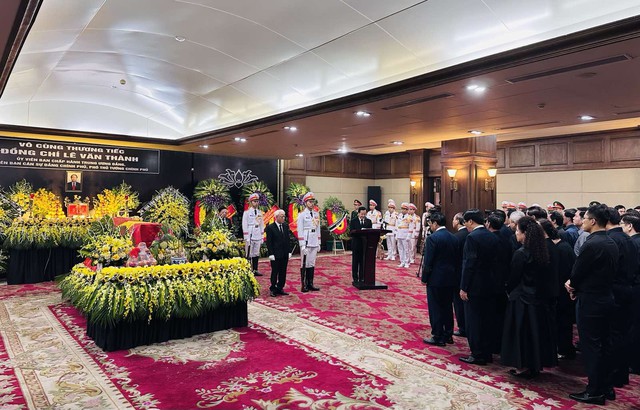Tổ chức trọng thể Lễ truy điệu và tiễn đưa Phó Thủ tướng Lê Văn Thành về nơi an nghỉ cuối cùng - Ảnh 1.