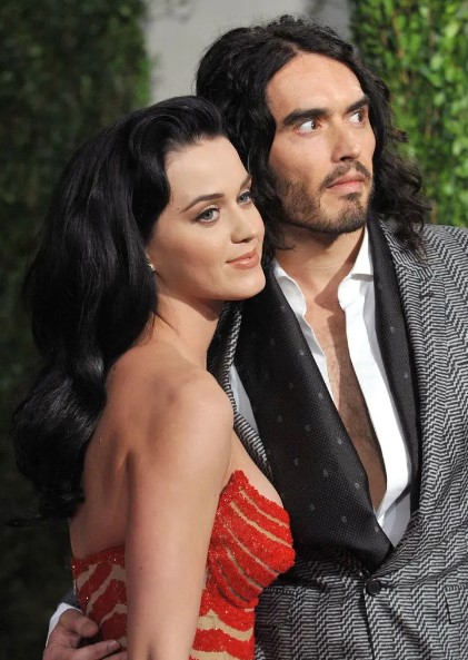 Chồng cũ của Katy Perry và loạt tranh cãi khiến khán giả ngán ngẩm - Ảnh 3.