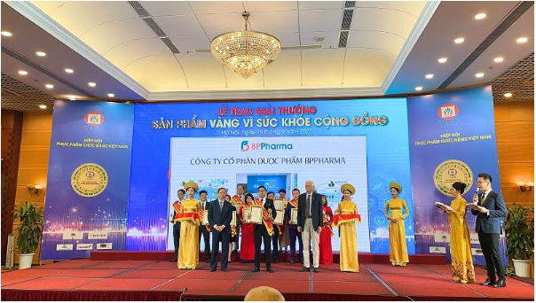 Gumar Plus vinh dự nhận được giải thưởng Sản phẩm vàng vì sức khỏe cộng đồng - Ảnh 1.
