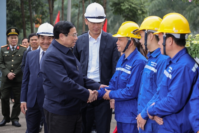 Thủ tướng Phạm Minh Chính: Cao Bằng cần đẩy mạnh phát triển kinh tế cửa khẩu - Ảnh 8.