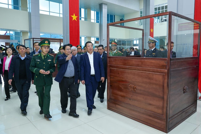 Thủ tướng Phạm Minh Chính: Cao Bằng cần đẩy mạnh phát triển kinh tế cửa khẩu - Ảnh 1.