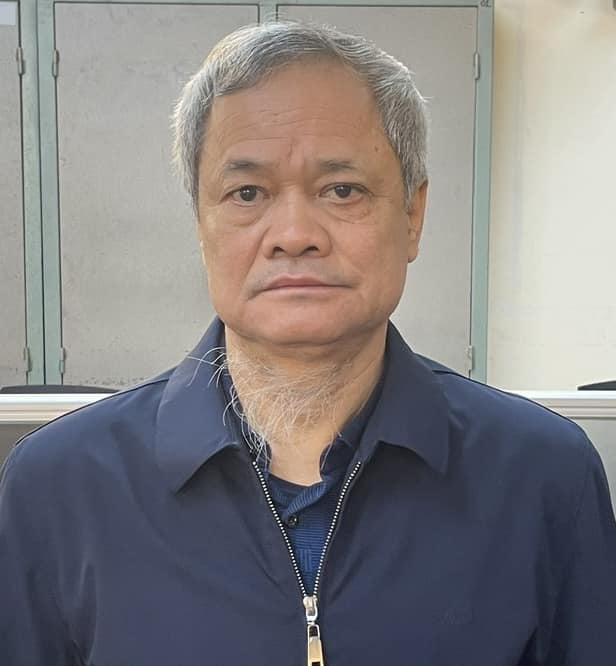 Bắt cựu Chủ tịch UBND tỉnh Bắc Ninh Nguyễn Tử Quỳnh - Ảnh 1.