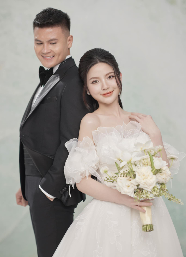 Ngắm bộ ảnh cưới đẹp ngọt ngào của Quang Hải - Chu Thanh Huyền - Ảnh 8.