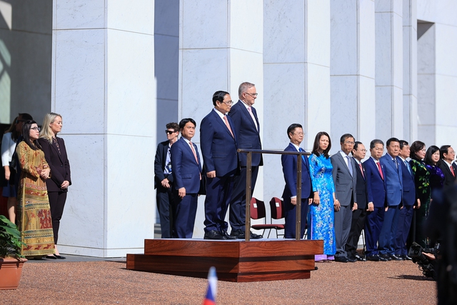 Thủ tướng Anthony Albanese chủ trì lễ đón Thủ tướng Phạm Minh Chính thăm chính thức Australia - Ảnh 3.