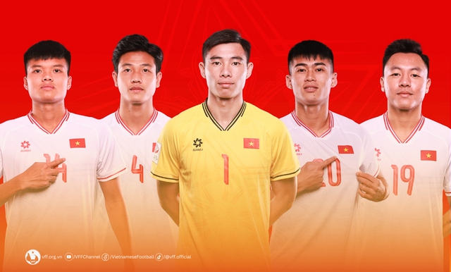 Thủ thành Quan Văn Chuẩn đeo băng thủ quân đội tuyển U23 Việt Nam tại VCK U23 châu Á 2024  - Ảnh 1.