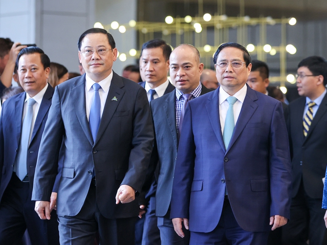 Thủ tướng Phạm Minh Chính dự phiên khai mạc Diễn đàn Tương lai ASEAN 2024 - Ảnh 1.