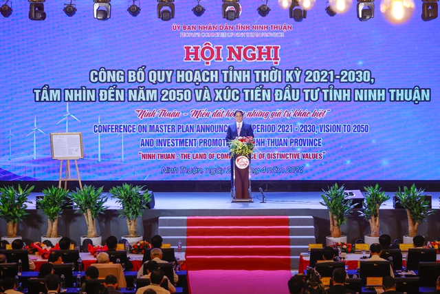 Thủ tướng: Đi lên từ “khó, khô và khổ”, kỳ vọng Ninh Thuận vượt lên phát triển mạnh mẽ - Ảnh 5.