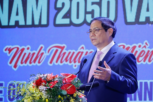 Thủ tướng: Đi lên từ “khó, khô và khổ”, kỳ vọng Ninh Thuận vượt lên phát triển mạnh mẽ - Ảnh 4.