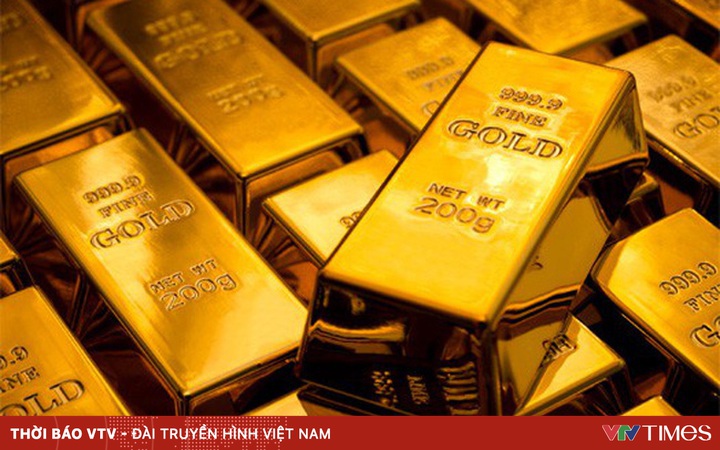 Gold price is at risk of falling below 1,800 USD/oz