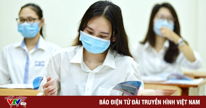 Hanoi ensures all secondary school graduates have a place to study