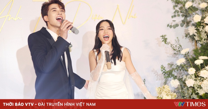 thumbnail - Diệu Nhi - Anh Tú song ca trong tiệc cưới ở Hà Nội