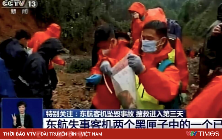 China expands search area for downed plane’s second black box