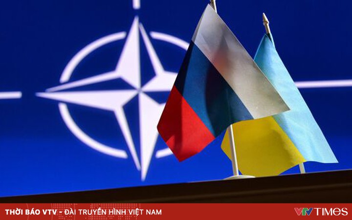 Russia, Ukraine begin peace talks in Turkey