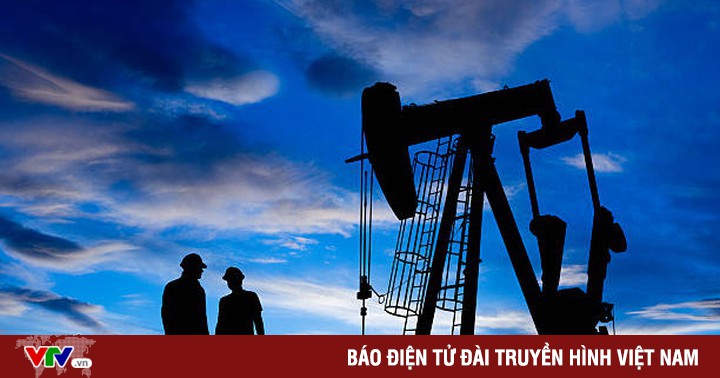 Oil price fell to nearly 100 USD/barrel