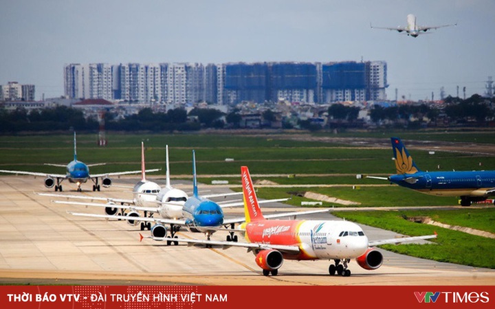 Vietnamese aviation breaks out