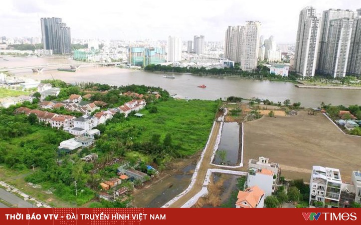 Proposing to consider continuing to auction land plots in Thu Thiem