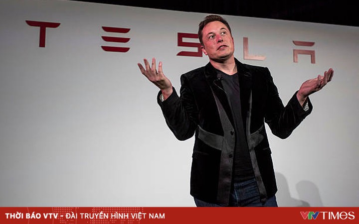 Tesla “does well” with record profits