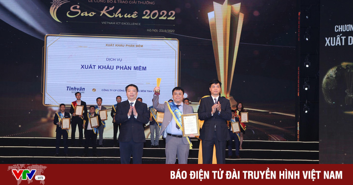 Tinhvan Software received the Sao Khue Award 2022 in the field of software export services