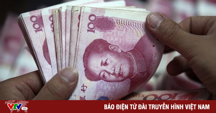 The renminbi exchange rate fell to the lowest level in more than a year