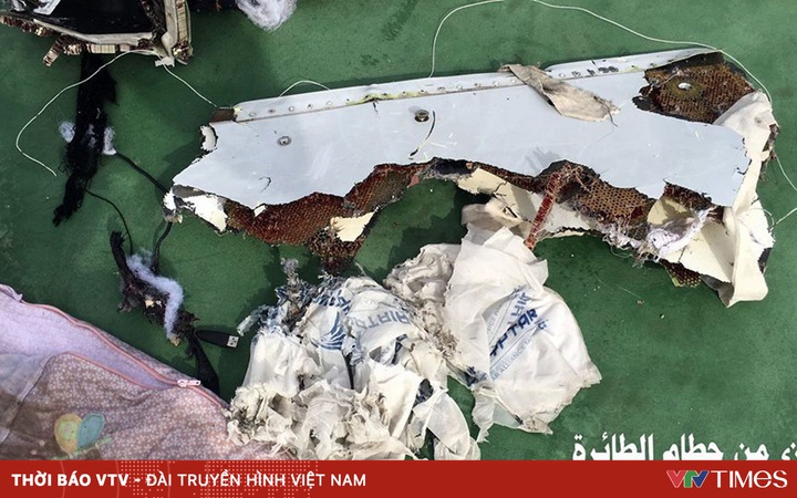 Cigarette butts in the cockpit may have been the cause of the EgyptAir plane crash