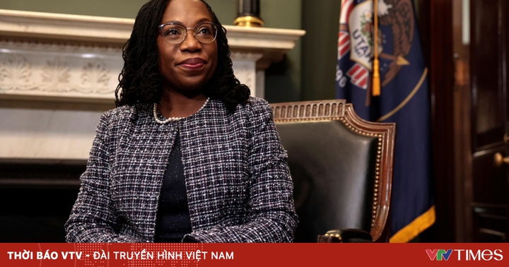 America has the first black female judge on the Supreme Court