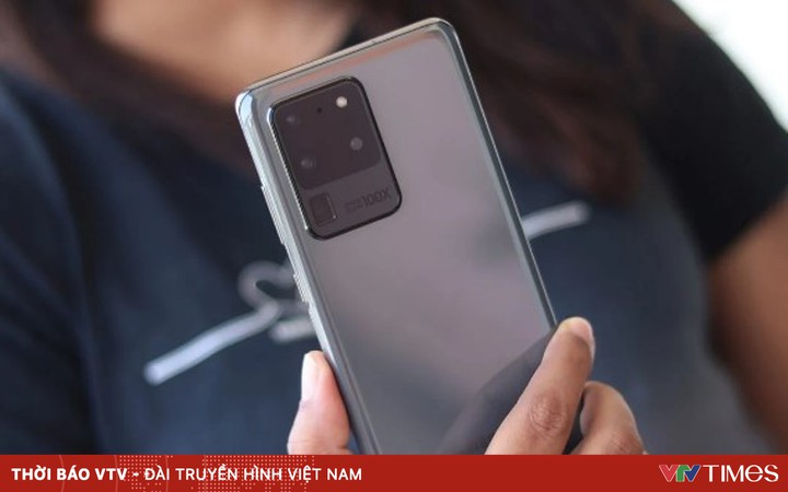 What is the most loved phone in the US in 2022?