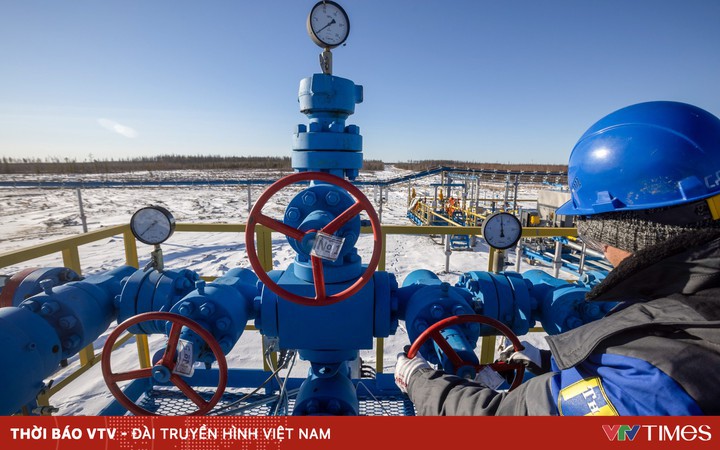10 EU countries quietly buy Russian gas with Ruble