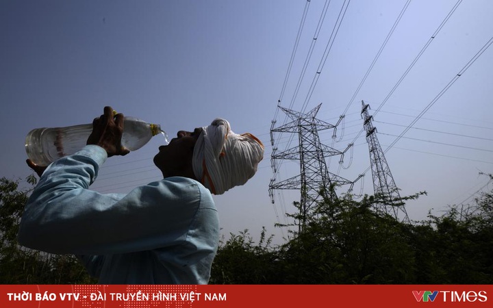 Severe heat in India kills at least 25 people