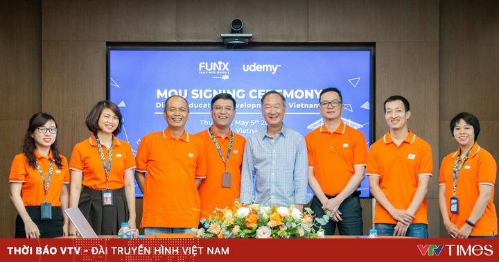 FUNiX and Udemy signed a cooperation agreement to develop online education in Vietnam