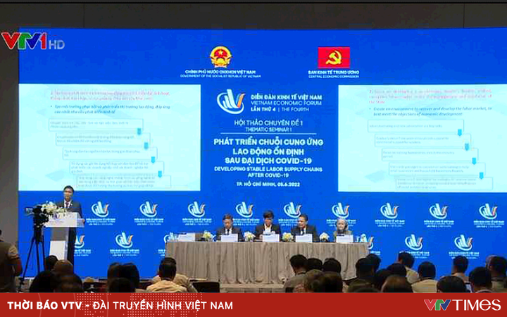 The 4th Vietnam Economic Forum: Building an independent and self-reliant economy