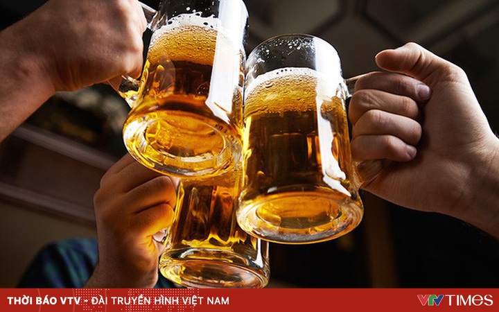 Hãy tới xem hình ảnh liên quan đến tai nạn do rượu bia để hiểu thêm về những hậu quả đáng tiếc của việc lái xe khi đã uống rượu bia. Hãy thận trọng và cẩn thận trong mọi hành động của bạn nhé!